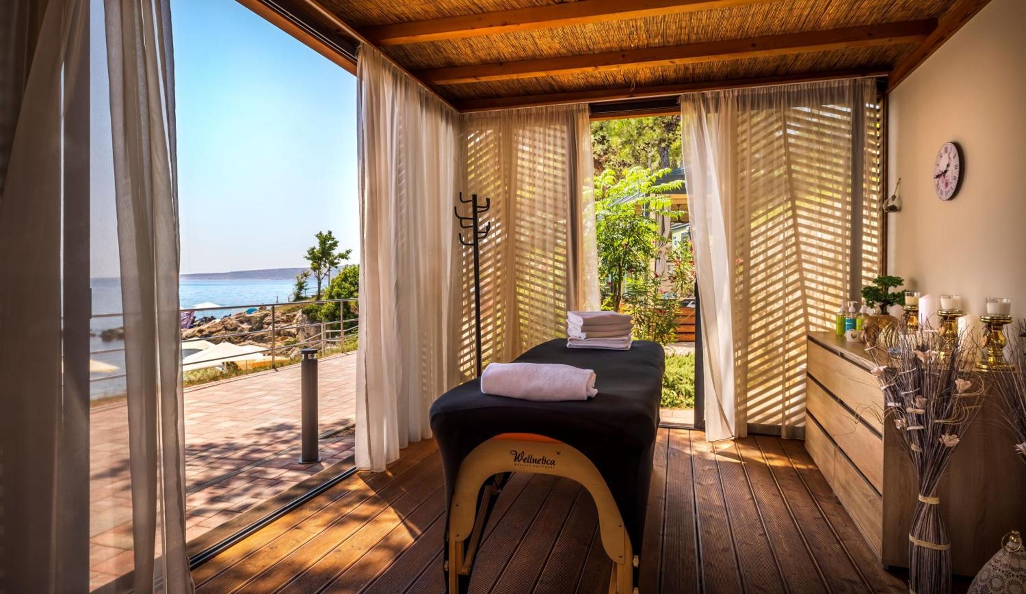 Valamar Camping Jezevac Krk Town Eksteriør bilde