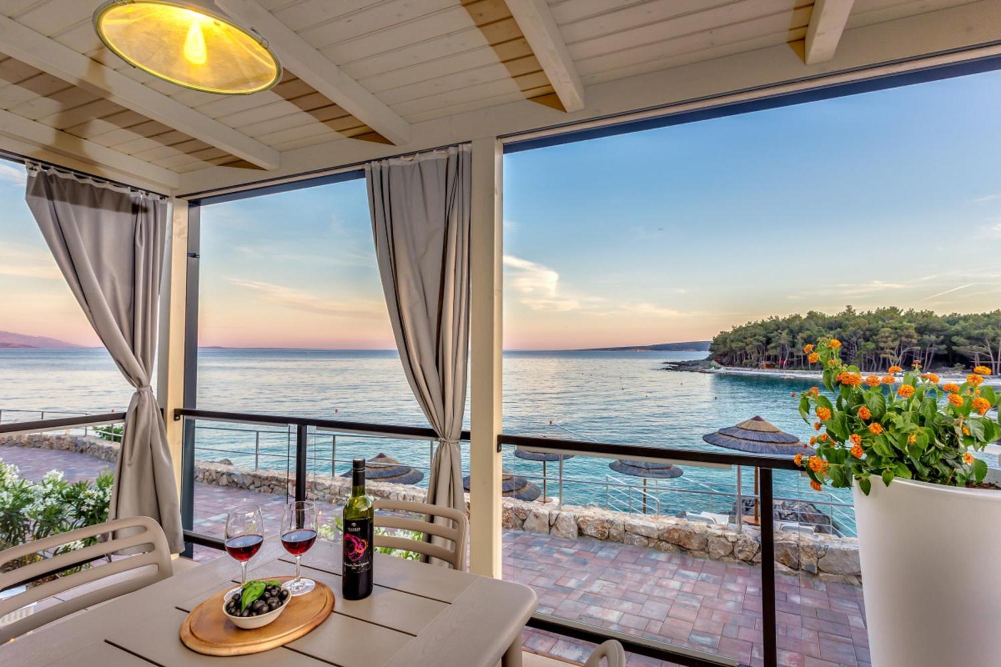 Valamar Camping Jezevac Krk Town Rom bilde